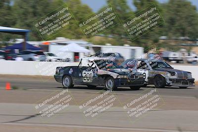 media/Oct-02-2022-24 Hours of Lemons (Sun) [[cb81b089e1]]/1020am (Front Straight)/